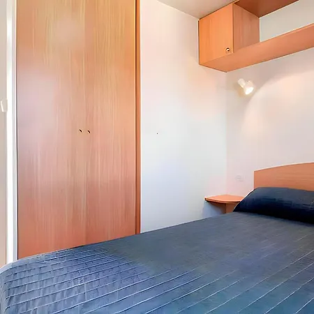 Con Piscina Privada Cerca De La Playa Con Barbacoa Y Aire Acondicionado Holiday home